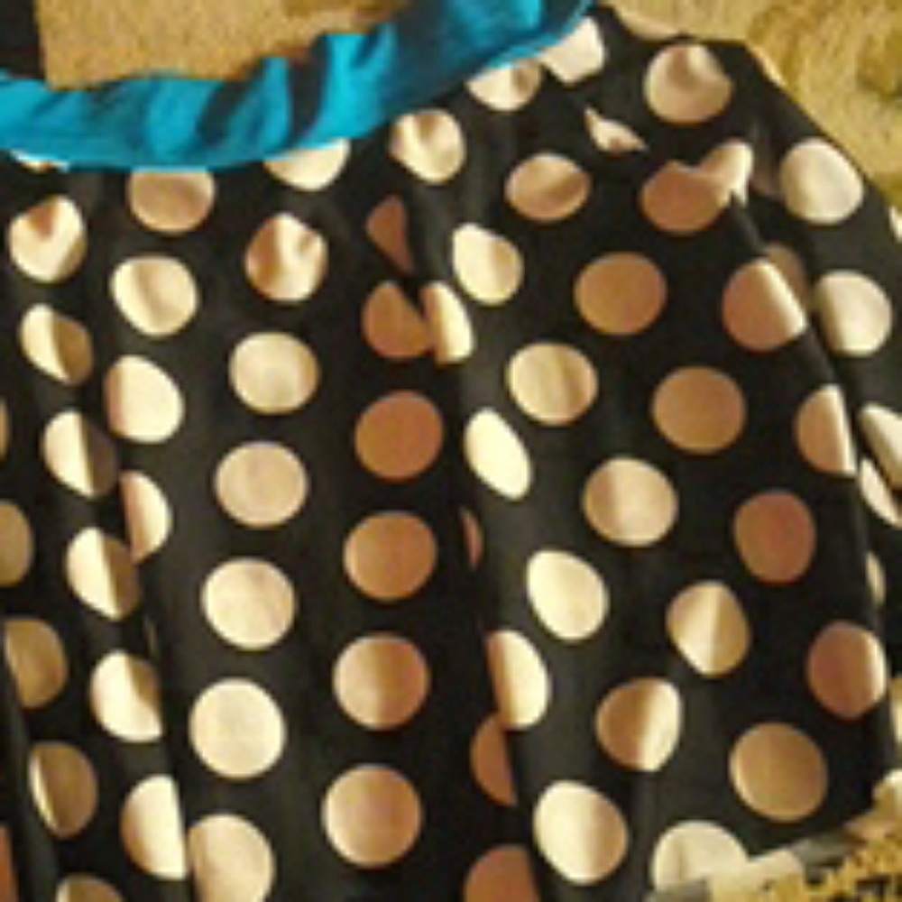 Skirt - Picture 2 of 2